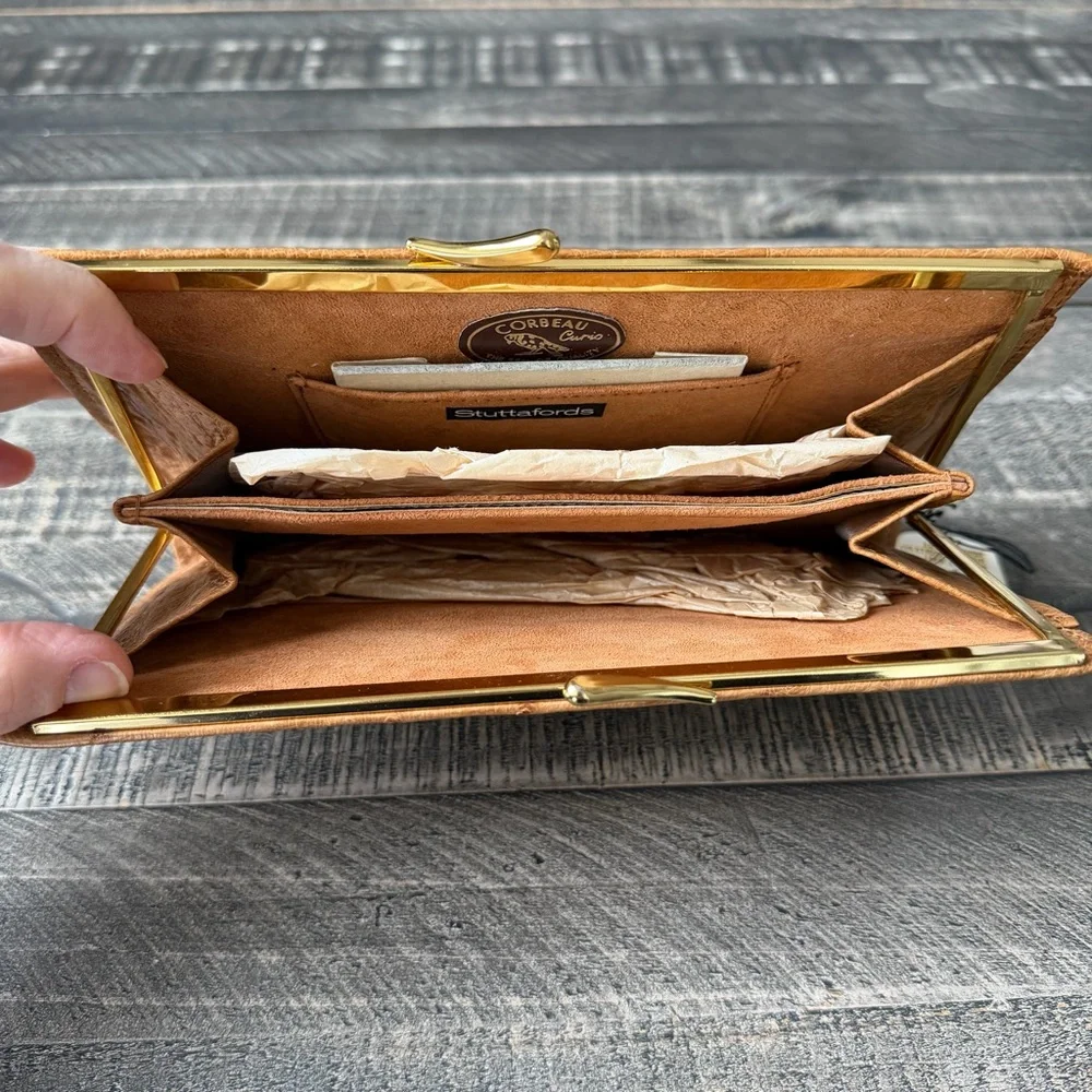 NWT Vintage Corbeau Curio Ostrich Kisslock Clutch - Picture 7 of 11
